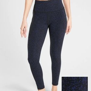 Athleta Salutation Stash Pocket Gravel Tight Women’s Medium